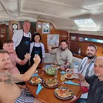 Hotel en barco Sailing Edisa Rhodes Adventures *