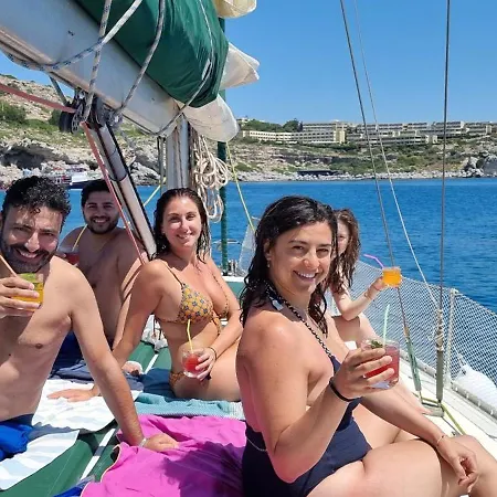 Sailing Edisa Rhodes Adventures Úszó hotel