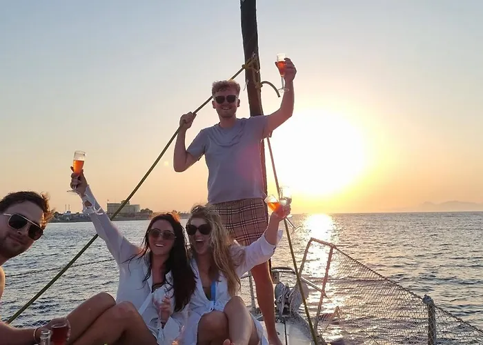 Sailing Edisa Rhodes Adventures Πλωτό κατάλυμα Rhodes City