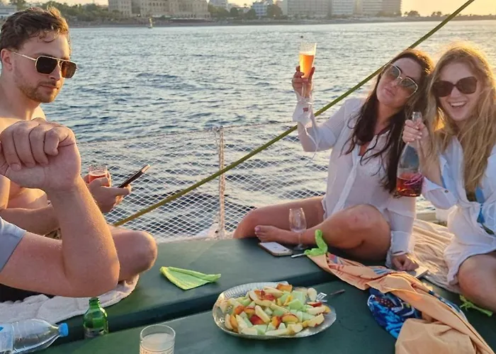 Πλωτό κατάλυμα Sailing Edisa Rhodes Adventures Rhodes City