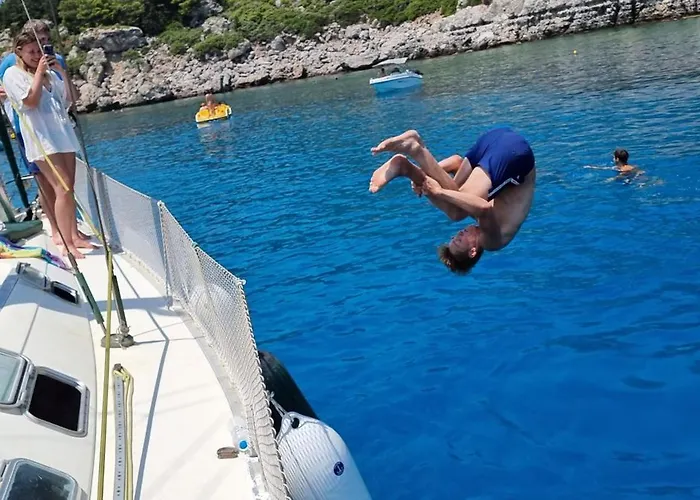 Úszó hotel Sailing Edisa Rhodes Adventures Rhodes City