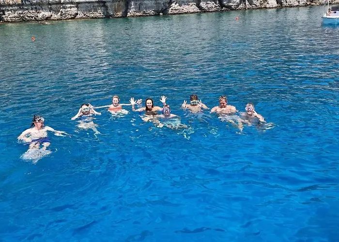 Sailing Edisa Rhodes Adventures Úszó hotel Rhodes City
