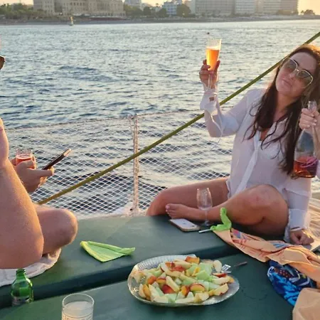 Ботель Sailing Edisa Rhodes Adventures Родос